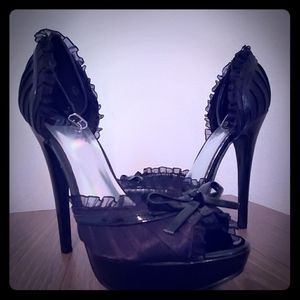 Black patent pumps